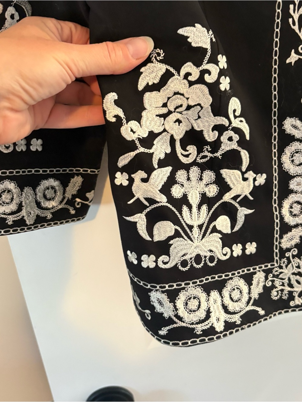 Black Embroidered Floral Blazer by Tristan and Iseut - Picture 5 of 8